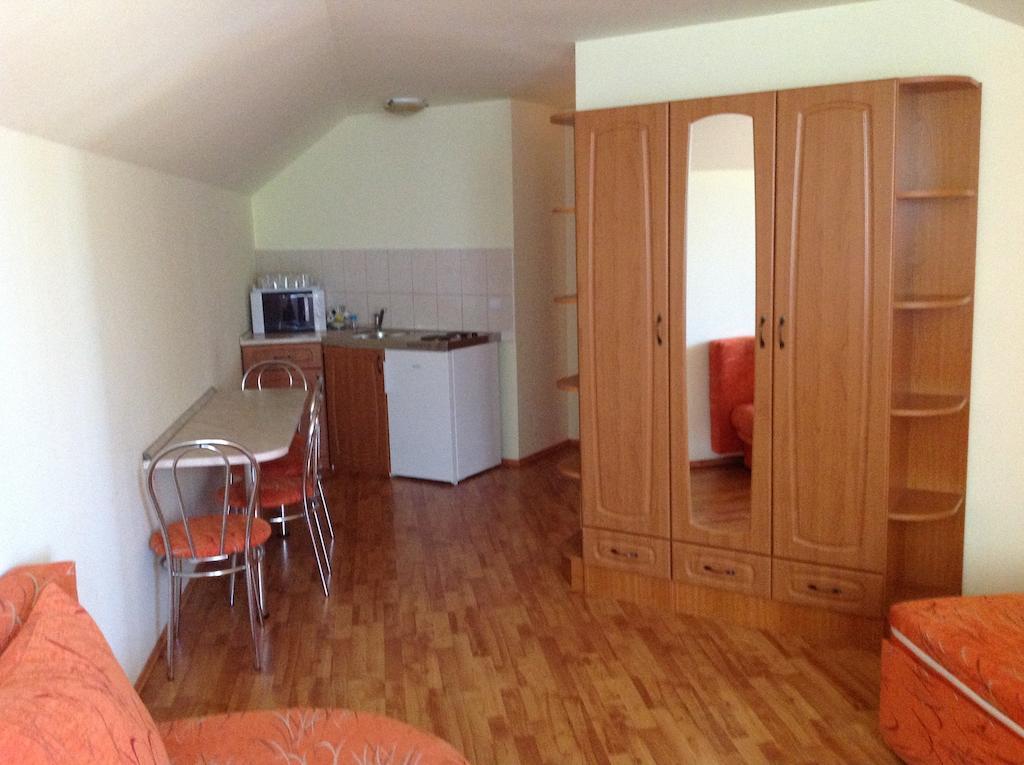 Majnar Villa Apartmanhaz Богач Екстер'єр фото